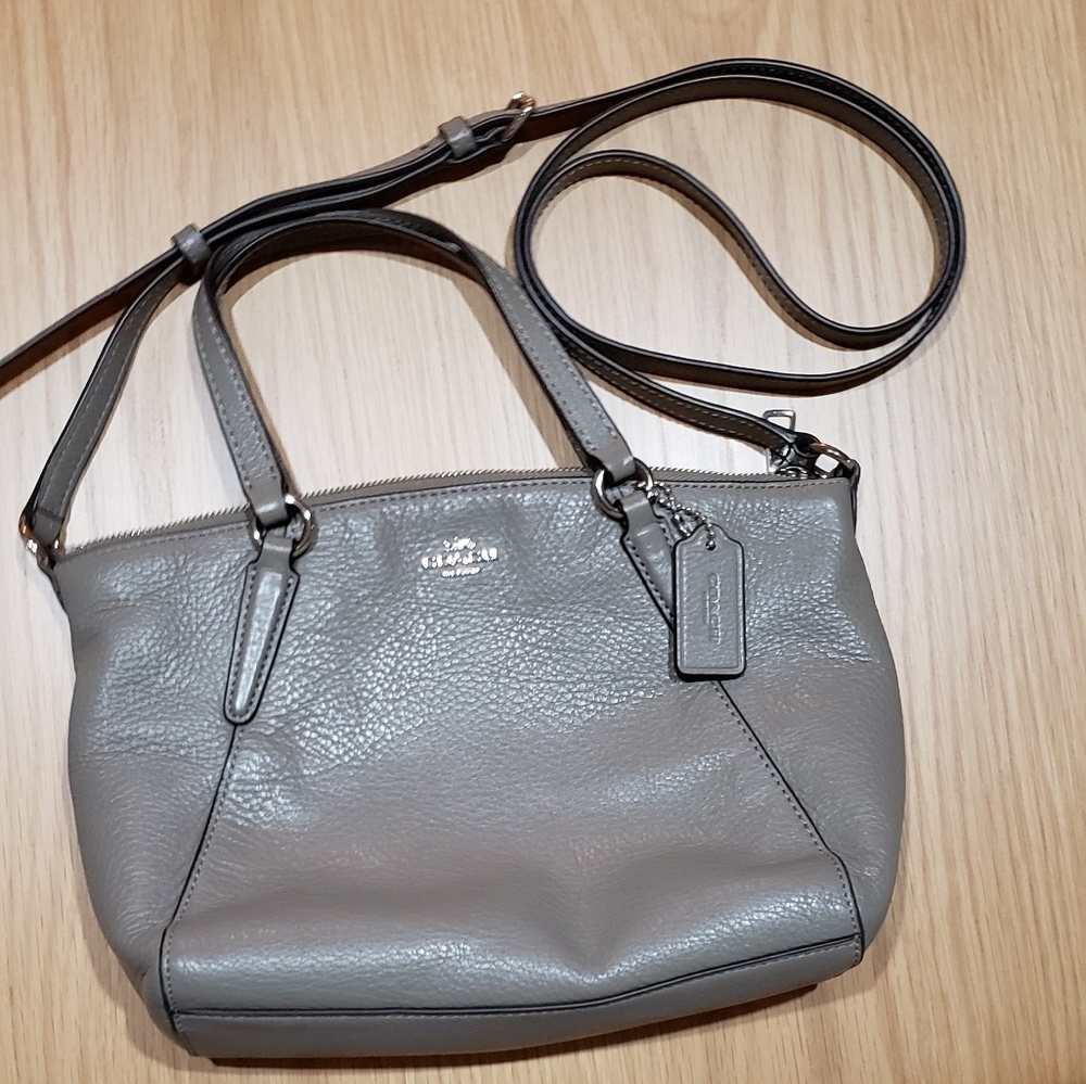 Used Coach Kelsey mini crossbody bag